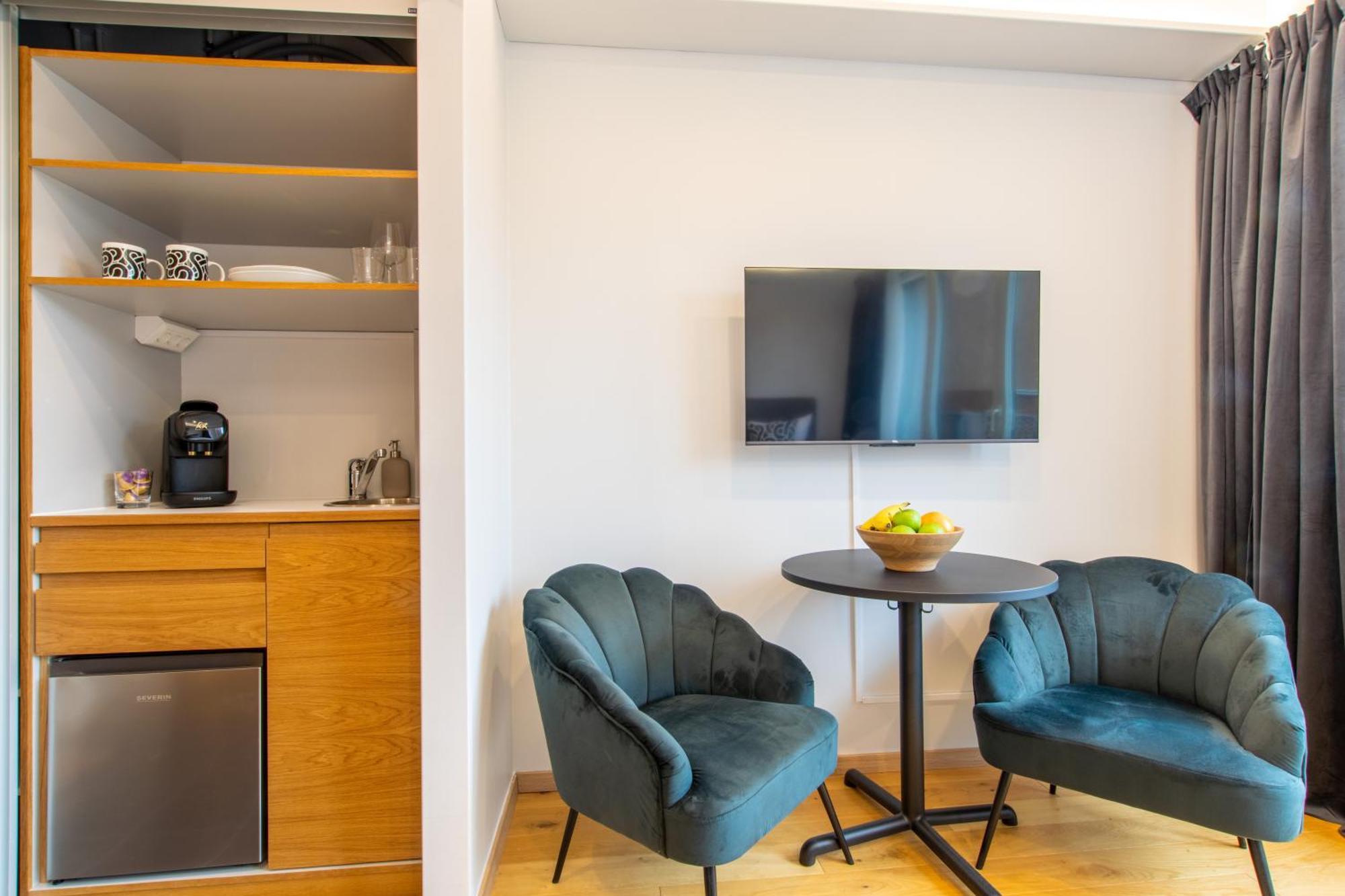 Uptown Hotel Apartments Стокхолм Екстериор снимка