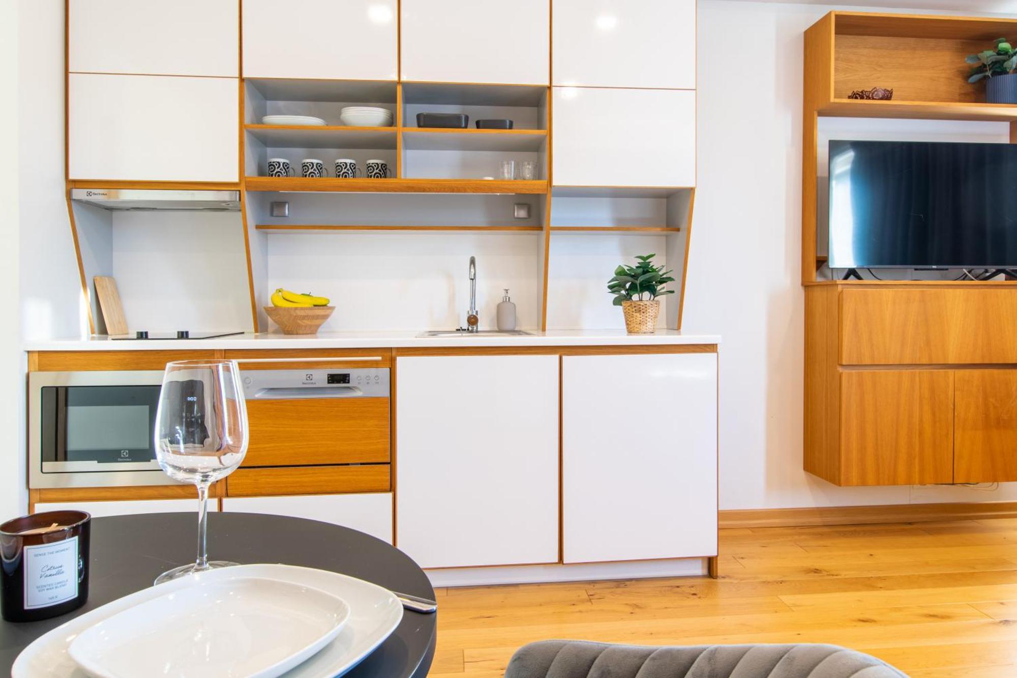 Uptown Hotel Apartments Стокхолм Екстериор снимка